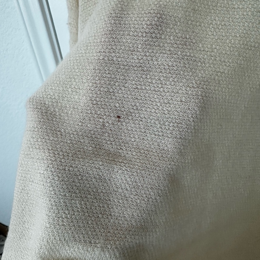 Quinn Women’s Cahsmere Cardigan - Picture 3 of 5